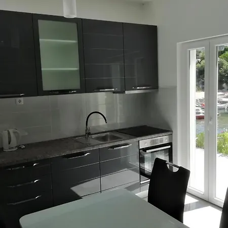 Zalo Apartman Donje Selo na Šolti
