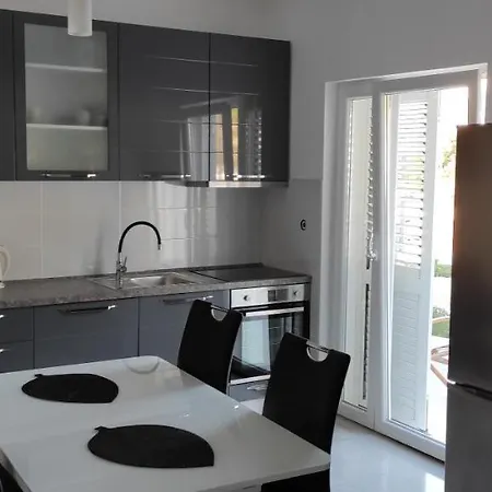 Apartman Zalo