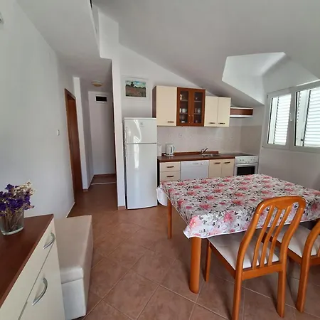 Apartment Zalo *