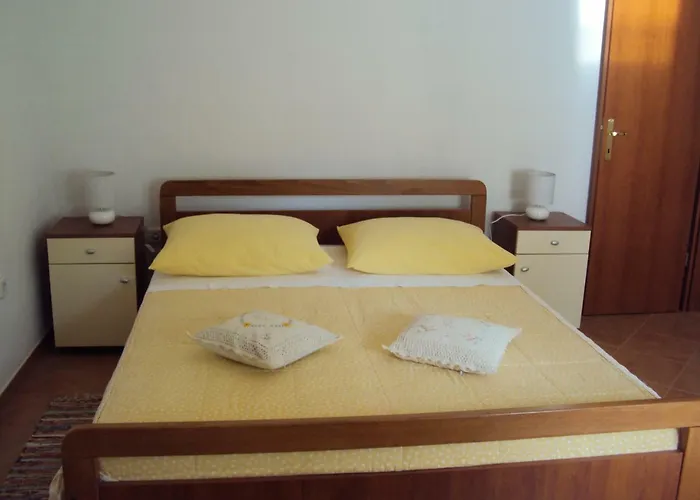 Zalo * Donje Selo na Šolti